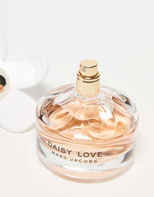 Marc Jacobs Daisy Love Eau De Toilette Spray 30ml/1.0oz