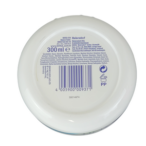 Nivea Soft Light Moistirising Cream 300ml