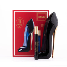 Carolina Herrera Good Girl 2 piece EDP Gift Set (2.7oz EDP, 0.34oz EDP travel spray)